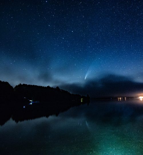 Comet over Echo Lake